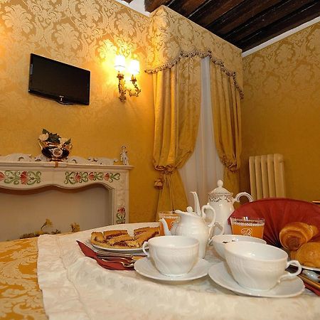 Bed and Breakfast Residenza La Loggia Wenecja Zewnętrze zdjęcie