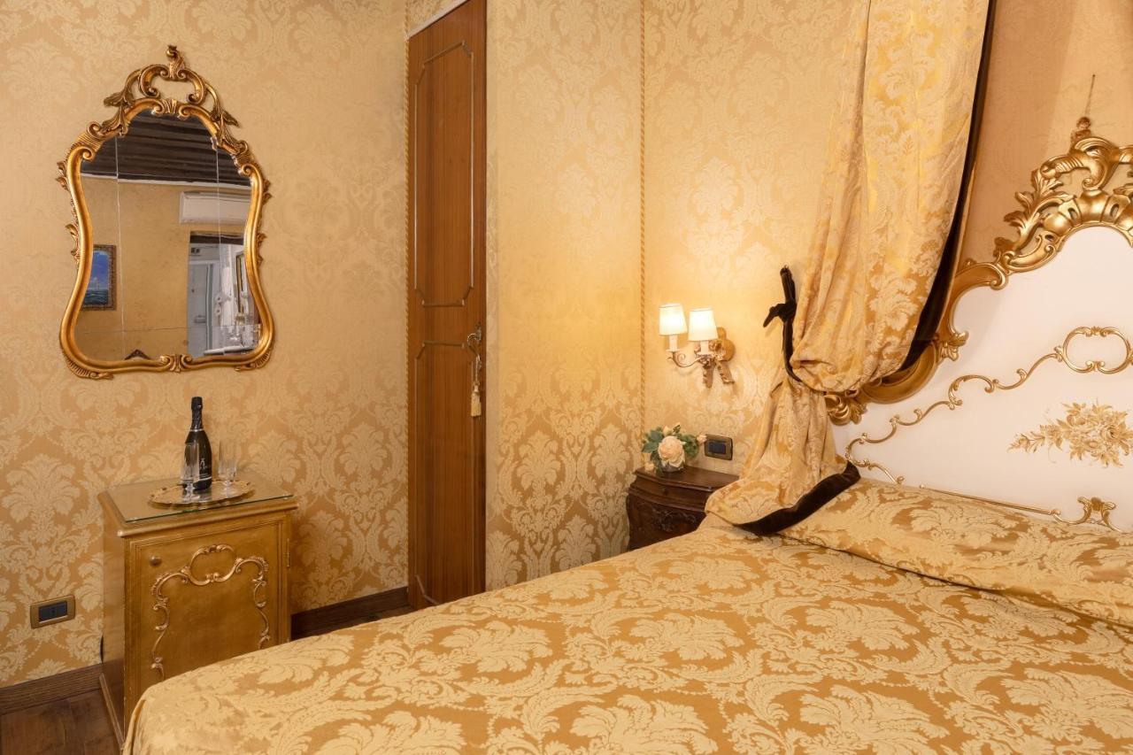 Bed and Breakfast Residenza La Loggia Wenecja Zewnętrze zdjęcie