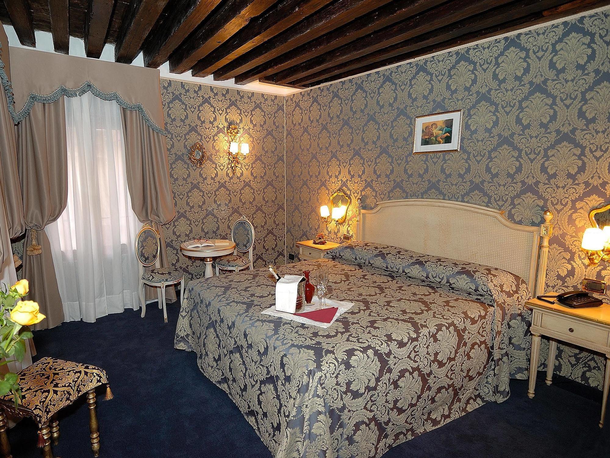 Bed and Breakfast Residenza La Loggia Wenecja Zewnętrze zdjęcie